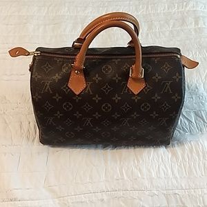 Louis Vuitton Speedy 30